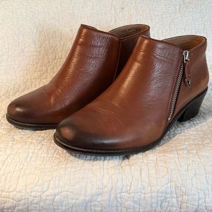 Vionic Women’s Joy Jolene Leather Ankle Boots Mocha Size 9